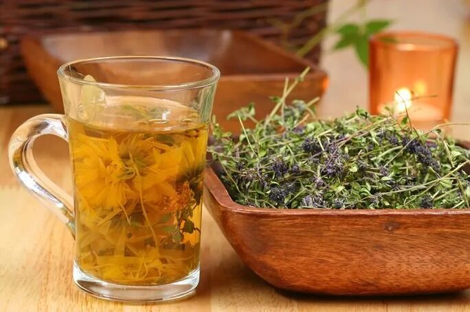 Un infuso di timo, il cui utilizzo contribuisce all'ingrandimento del pene