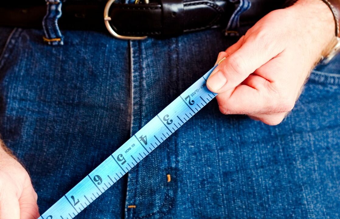Misurazione del pene prima dell'ingrandimento